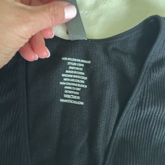 Alya Black Ribbed V-Neck Tank Top - Picture 3 of 7